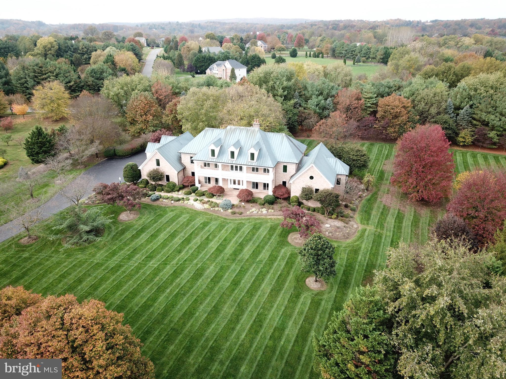 40887 Robin Circle Leesburg, VA 20175 - Photo 3 of 100 Exclusive enclave of 17 estate homes