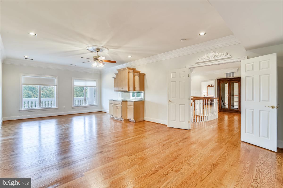 40887 Robin Circle Leesburg, VA 20175 - Photo 45 of 100 More gleaming hardwoods, natural light