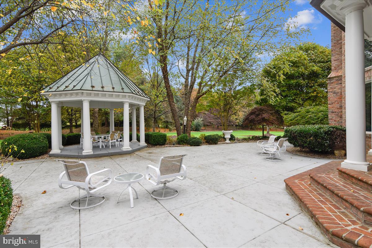 40887 Robin Circle Leesburg, VA 20175 - Photo 83 of 100 Extensive rear patio space for entertaining