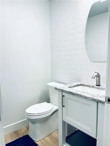 $1,550 | 102 Royal Oak Drive, Unit 105, Vero Beach, FL 32962