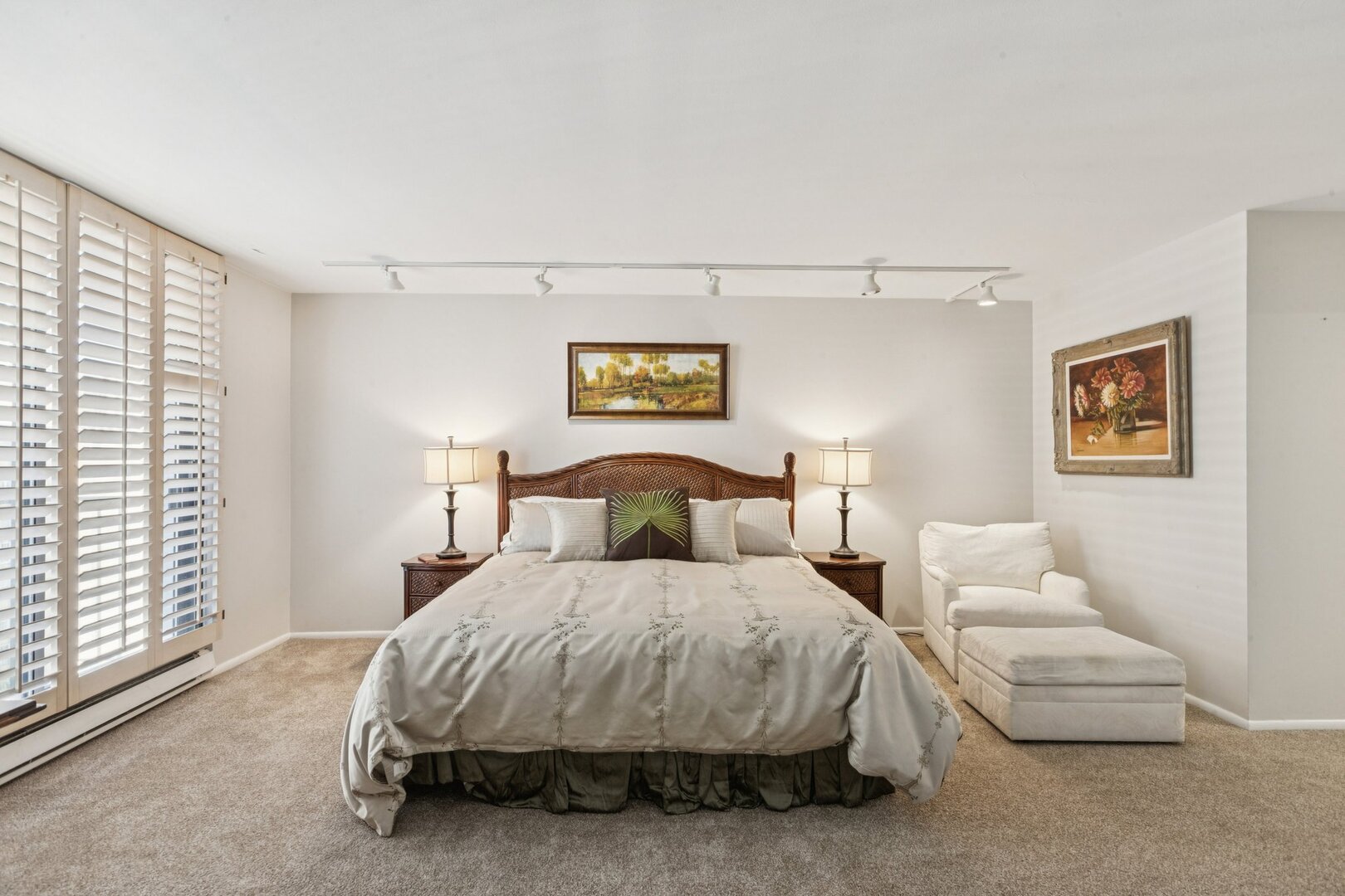 1212 North Lake Shore Drive, Unit 10CS Chicago, IL 60610 - Photo 28 of 65 a spacious bedroom with a bed and a large window