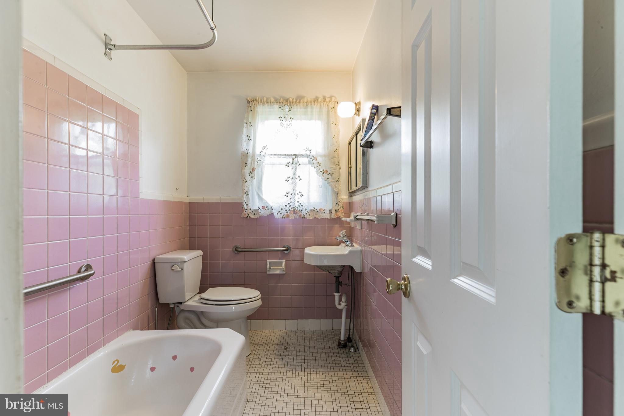 468 Locust Grove Road West Chester, PA 19382 - Photo 21 of 35 Gallery Image 21