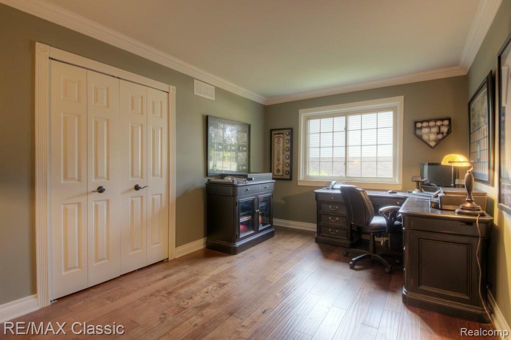 7224 Chichester Road Canton, MI 48187 - Photo 40 of 55 Gallery Image 40