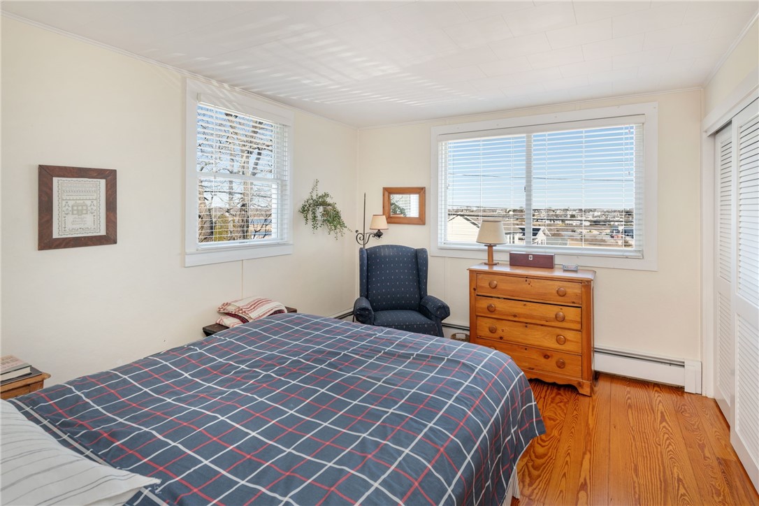 37 Conanicut Road Narragansett, RI 02882 - Photo 23 of 48 Bedroom