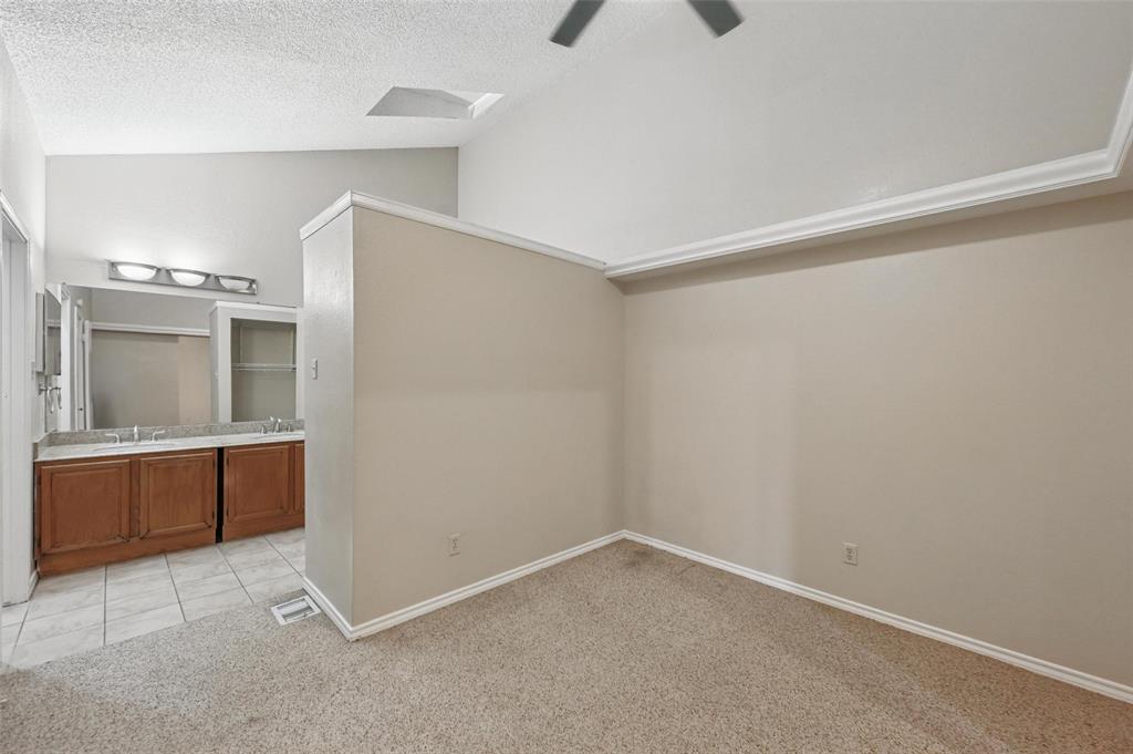 543 Ranch Trail, Unit 180 Irving, TX 75063 - Photo 11 of 23