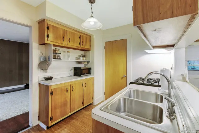 $729,000 | 23 South Airmont Road, Suffern, NY 10901