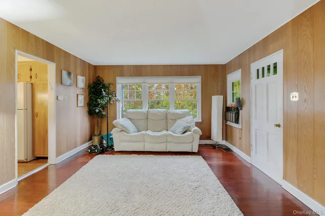 $729,000 | 23 South Airmont Road, Suffern, NY 10901