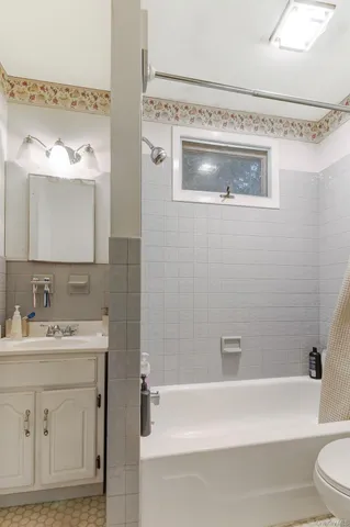 $729,000 | 23 South Airmont Road, Suffern, NY 10901