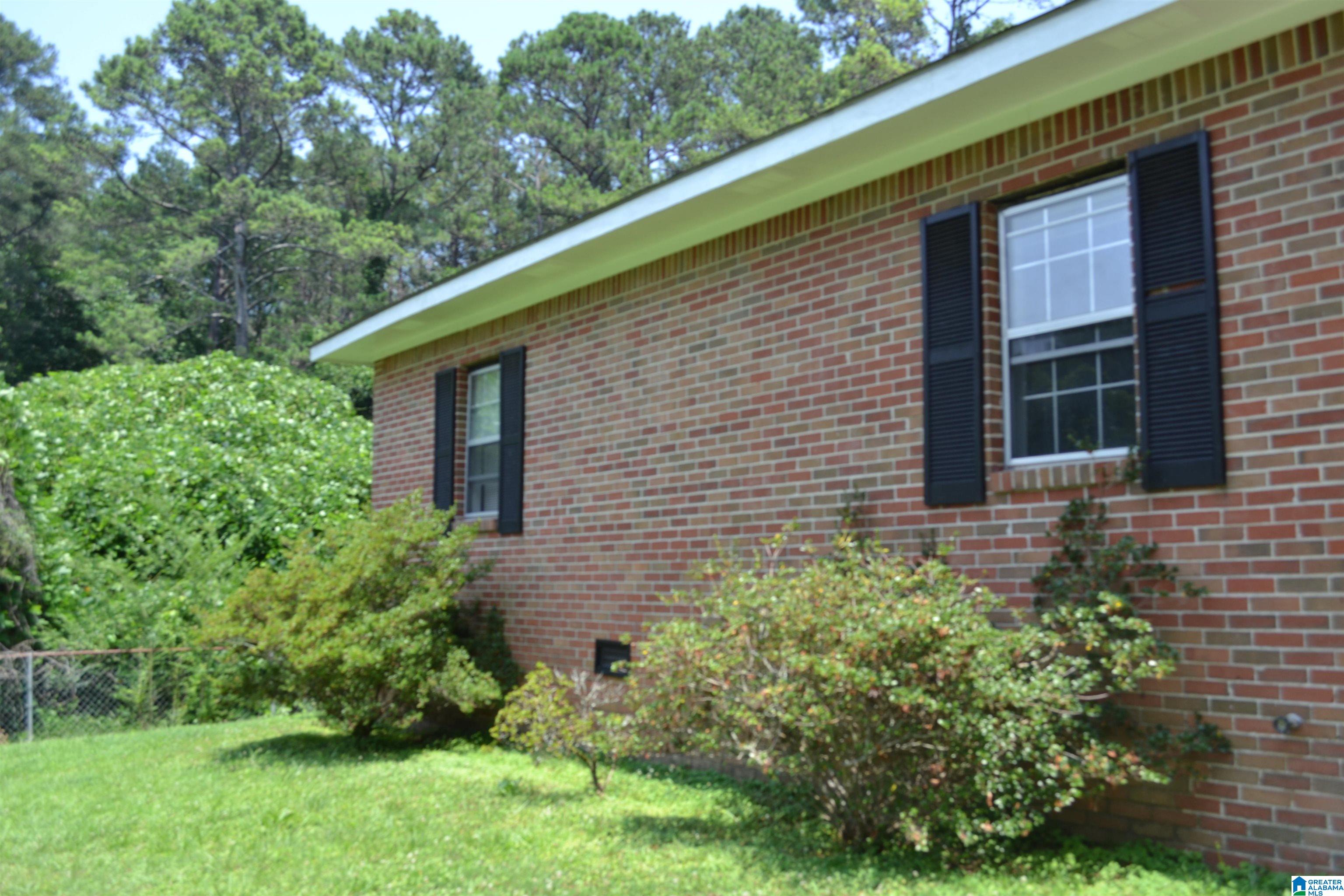 134 Lamar Street Roanoke, AL 36274 - Photo 3 of 35
