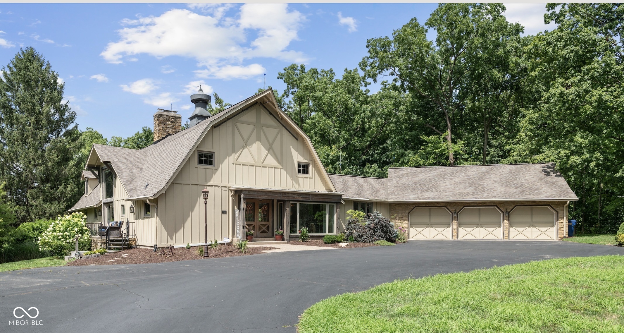 35 Spring Drive Zionsville, IN 46077 - Photo 1 of 103