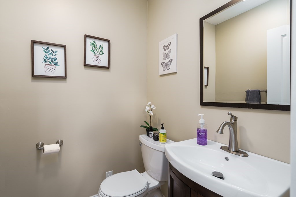 14 Derryfield Avenue Springfield, MA 01118 - Photo 32 of 42 Gallery Image 32