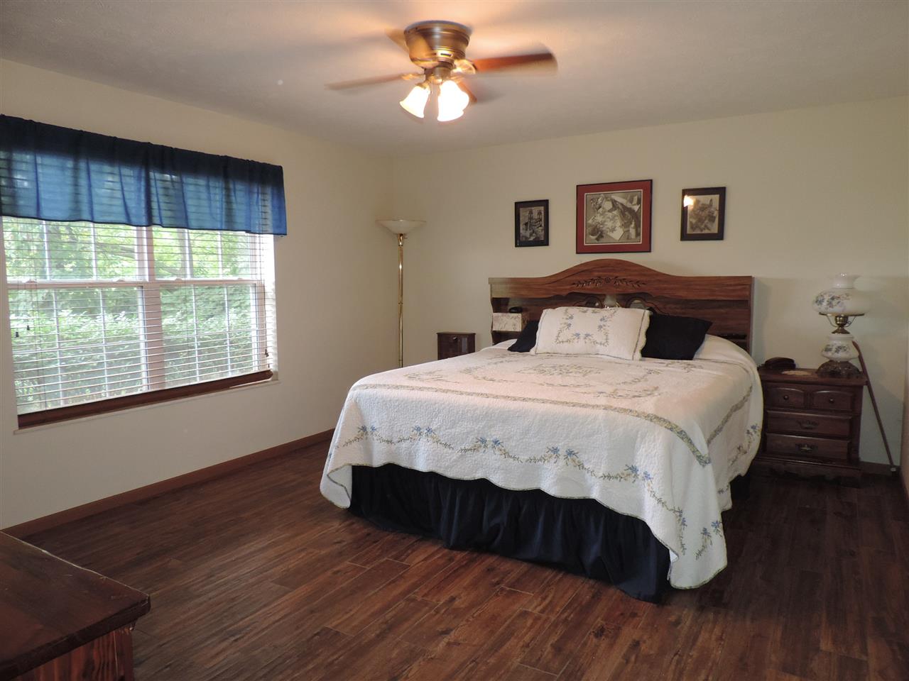 16526 VFW Road Pekin, IL 61554 - Photo 15 of 36