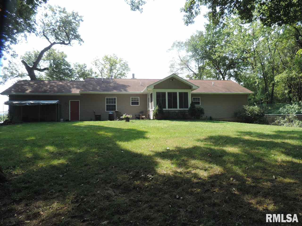 16526 VFW Road Pekin, IL 61554 - Photo 26 of 36