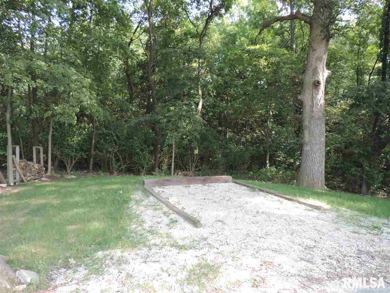 16526 VFW Road Pekin, IL 61554 - Photo 29 of 36
