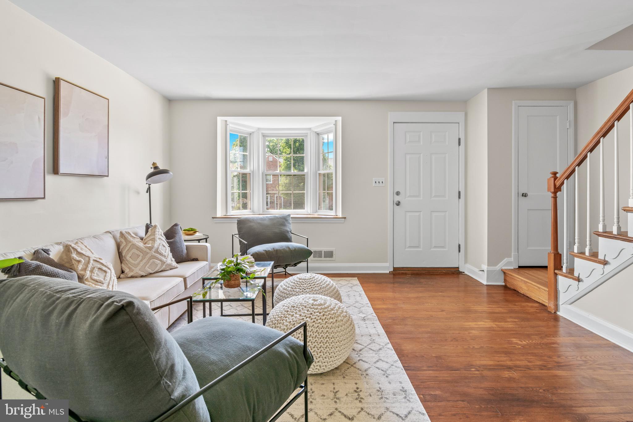 1644 Thetford Road Towson, MD 21286 - Photo 7 of 40 a living room with furniture and a window