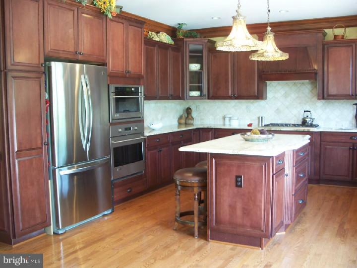 228 North Highland Road Springfield, PA 19064 - Photo 12 of 25 Kitchen