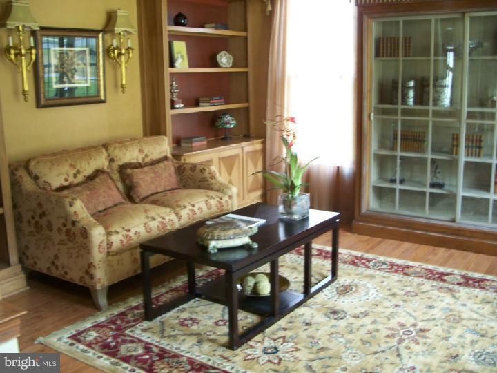 228 North Highland Road Springfield, PA 19064 - Photo 9 of 25 Living Room