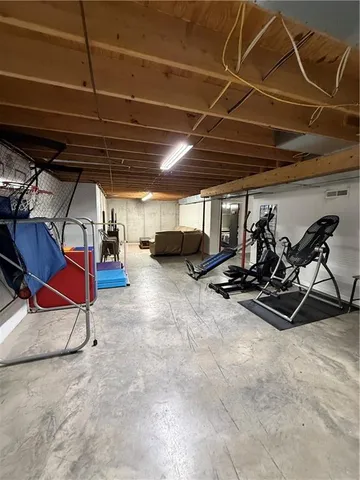 $450,000 | 24752 200th Street, Maryville, MO 64468