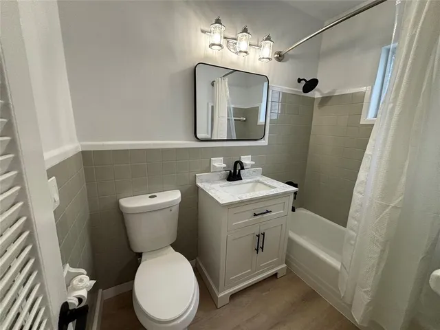 $2,200 | 1315 Southeast 2nd Street, Unit REAR WEST, Fort Lauderdale, FL 33301