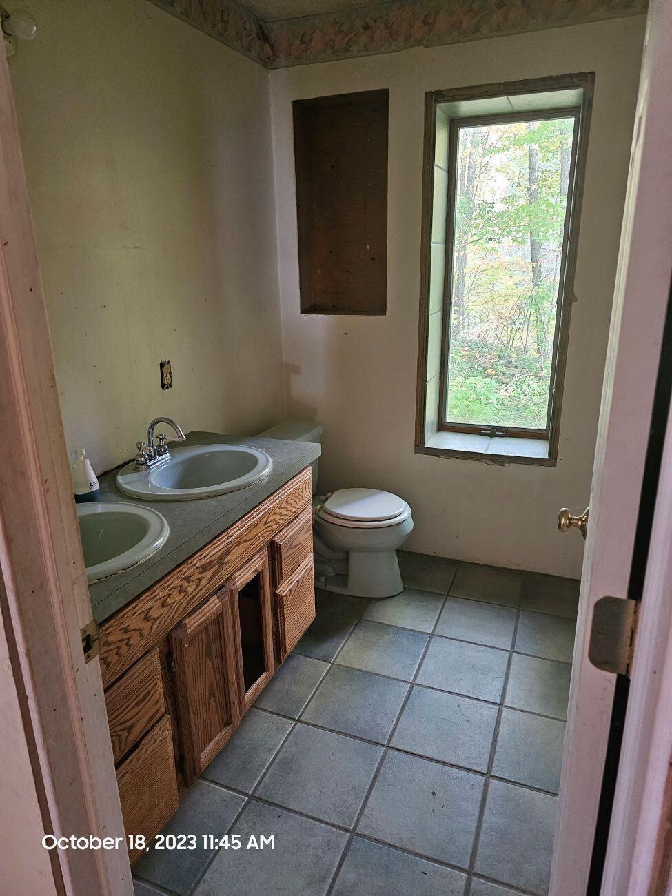 7250 West Garbow Road Middleville, MI 49333 - Photo 9 of 25 20231018_114523-