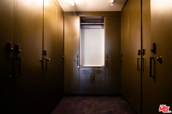 $8,500 | 6250 Hollywood Boulevard, Unit 6G, Los Angeles, CA 90028