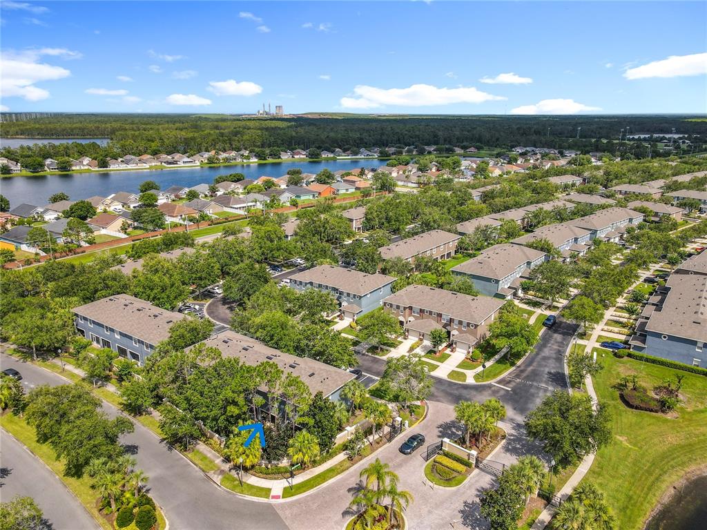 3309 Wilshire Way Road, Unit 3 Orlando, FL 32829 - Photo 30 of 43 a view of a city