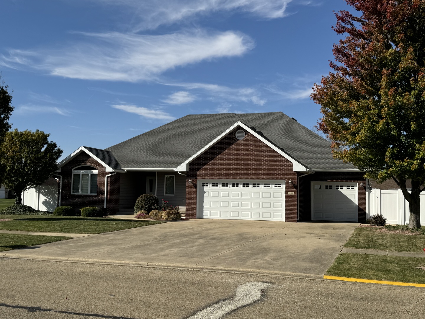 453 East Kay Street Herscher, IL 60941 - Photo 3 of 54 a front view of a house with a yard