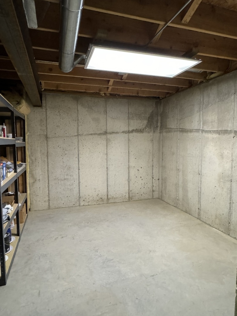 453 East Kay Street Herscher, IL 60941 - Photo 45 of 54 a view of empty room