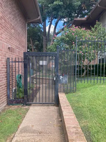 $134,500 | 10534 Stone Canyon Road, Unit 111, Dallas, TX 75230