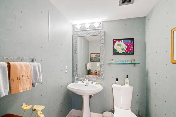 $2,295,000 | 19670 South Beach Road, Unit PHA4, Tequesta, FL 33469