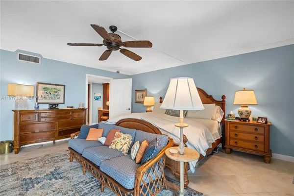 $2,295,000 | 19670 South Beach Road, Unit PHA4, Tequesta, FL 33469