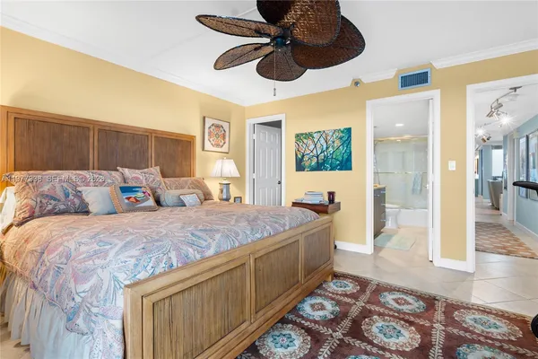 $2,295,000 | 19670 South Beach Road, Unit PHA4, Tequesta, FL 33469