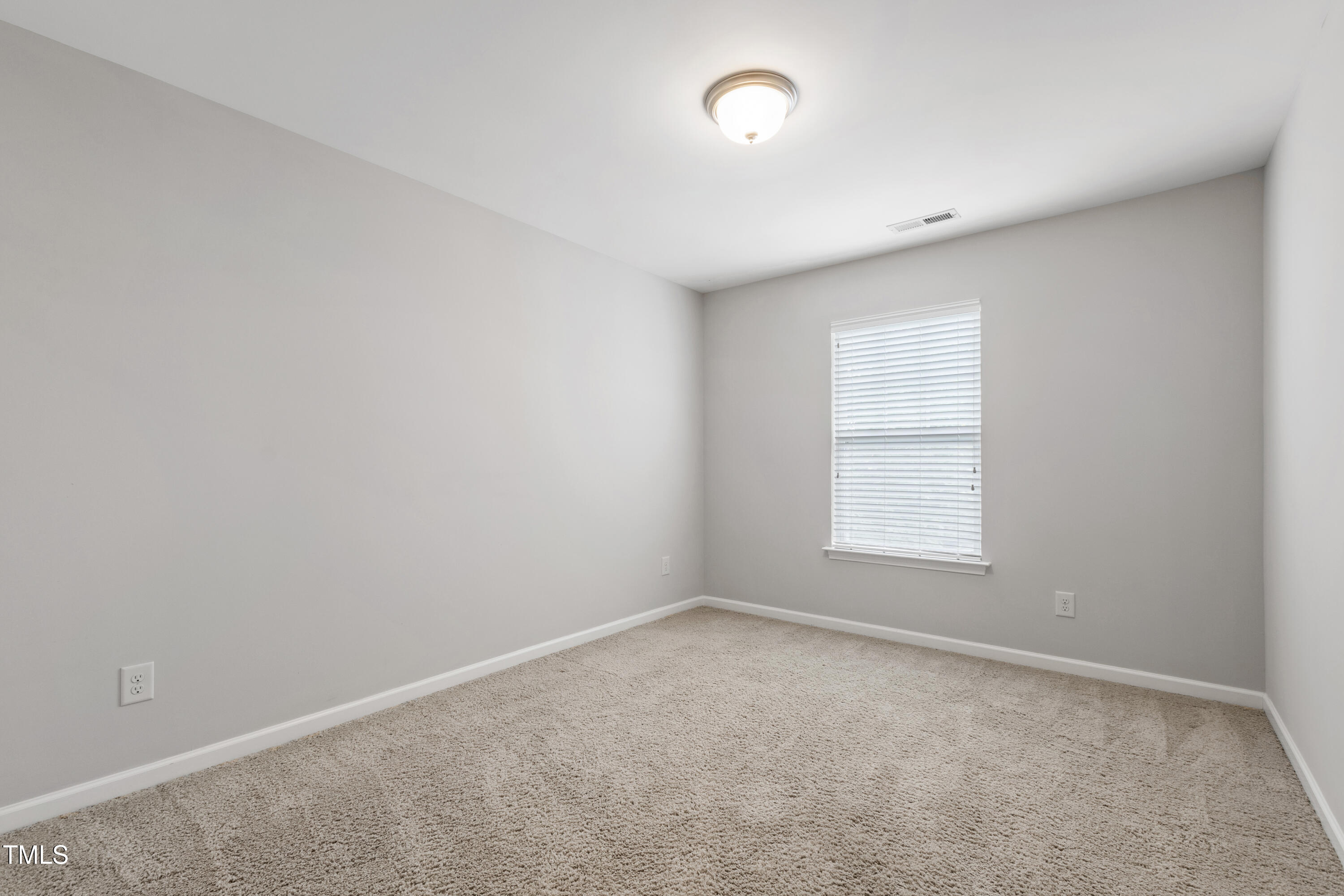 1231 Silver Beach Way Raleigh, NC 27606 - Photo 22 of 31 Silver (39)