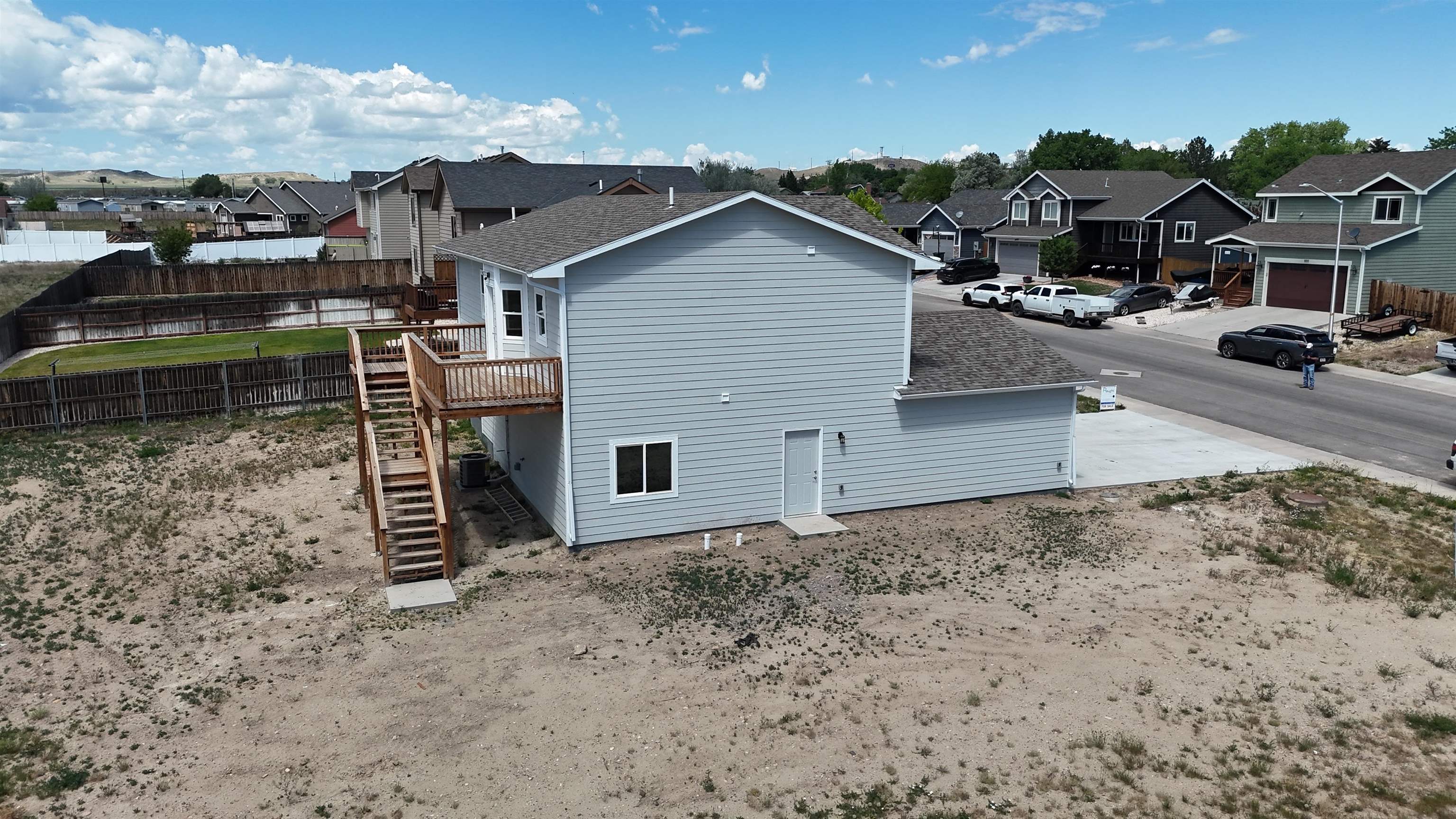 915 Flicker Street Douglas, WY 82633 - Photo 5 of 34