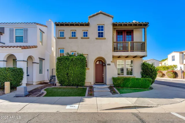 $725,000 | 2914 North 48th Place, Phoenix, AZ 85018