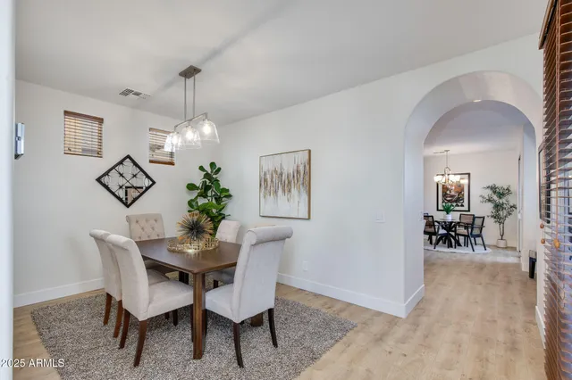 $725,000 | 2914 North 48th Place, Phoenix, AZ 85018