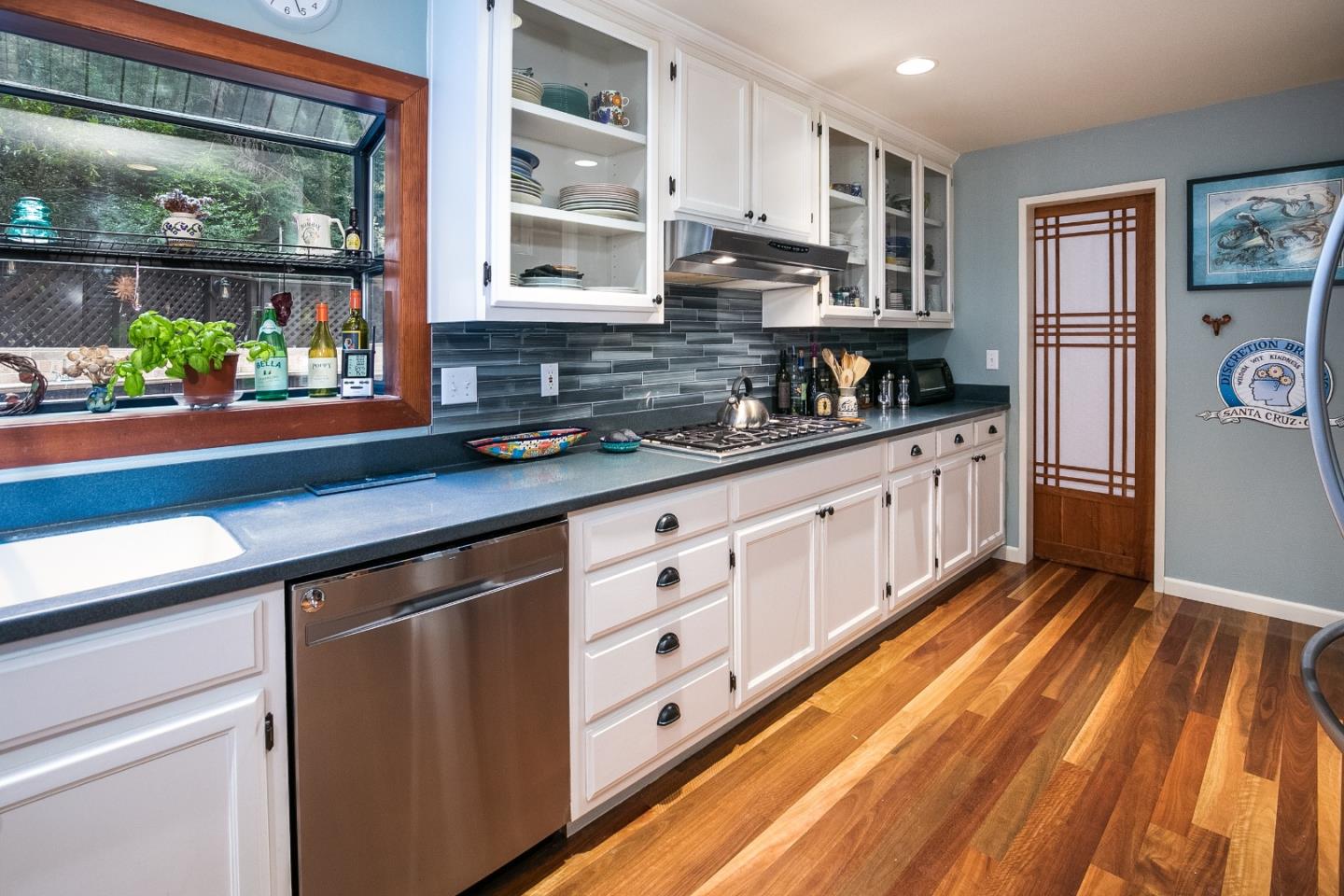 670 Mountain View Road Santa Cruz, CA 95065 - Photo 13 of 51 Gallery Image 13