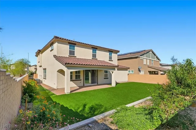 $767,990 | 433 Canary Song Drive, Henderson, NV 89011