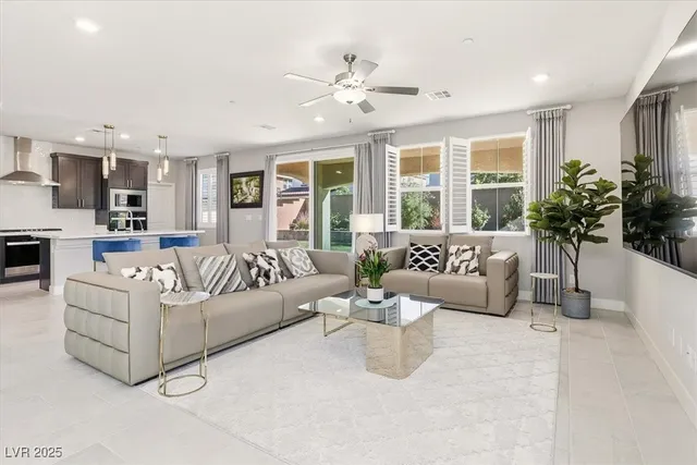 $767,990 | 433 Canary Song Drive, Henderson, NV 89011