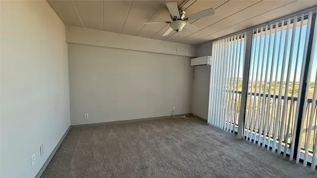 $1,724 | 5400 Memorial Drive, Unit 701, Houston, TX 77007