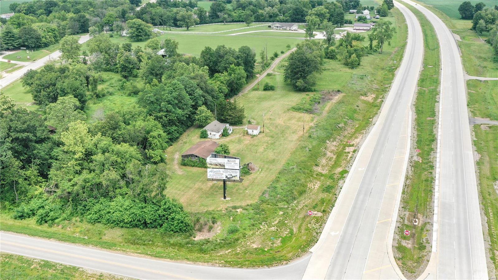 29298 Burch Road Jerseyville, IL 62052 - Photo 7 of 30 Gallery Image 7