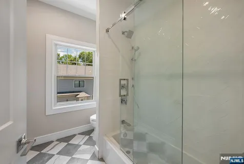$3,499,000 | 520 Clinton Avenue, Wyckoff, NJ 07481