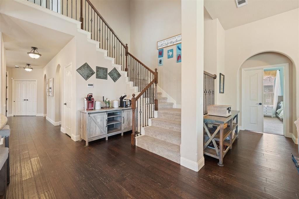 1112 Cardinal Ridge Road Burleson, TX 76028 - Photo 18 of 36 Gallery Image 18
