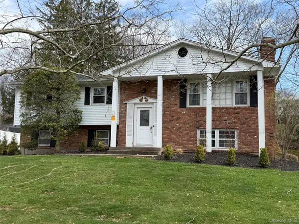 $799,000 | 32 Wayne Lane, Tappan, NY 10983