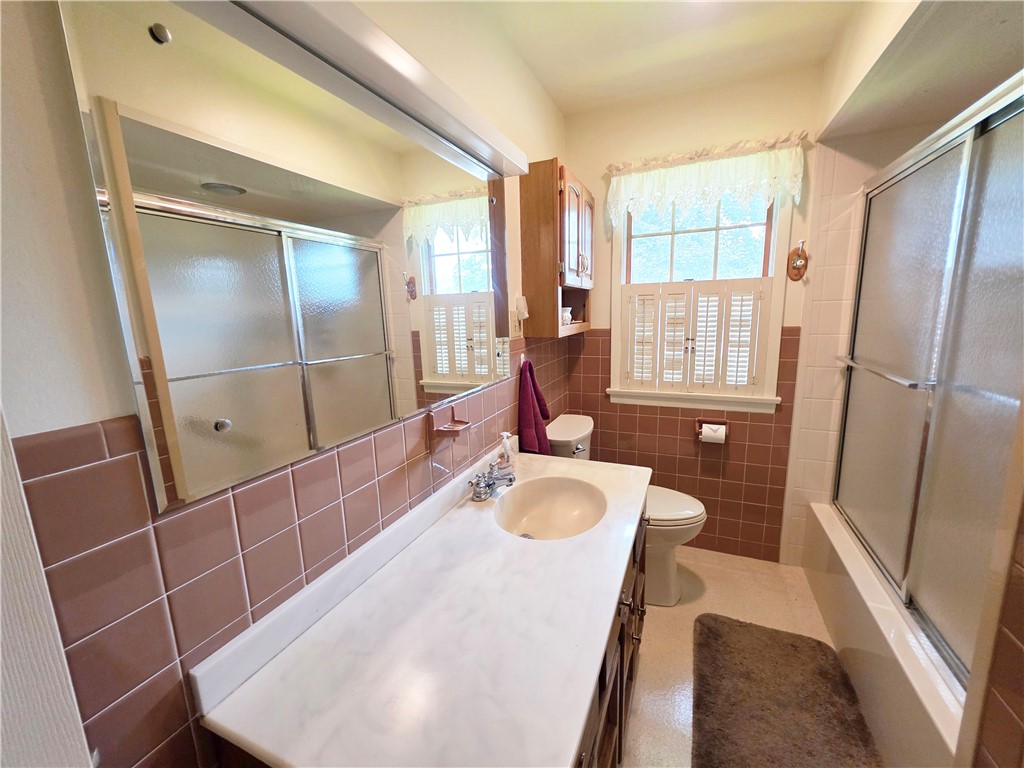 7910 Route 49 Osceola Twp Pa Osceola, PA 16942 - Photo 29 of 49 Full Bath