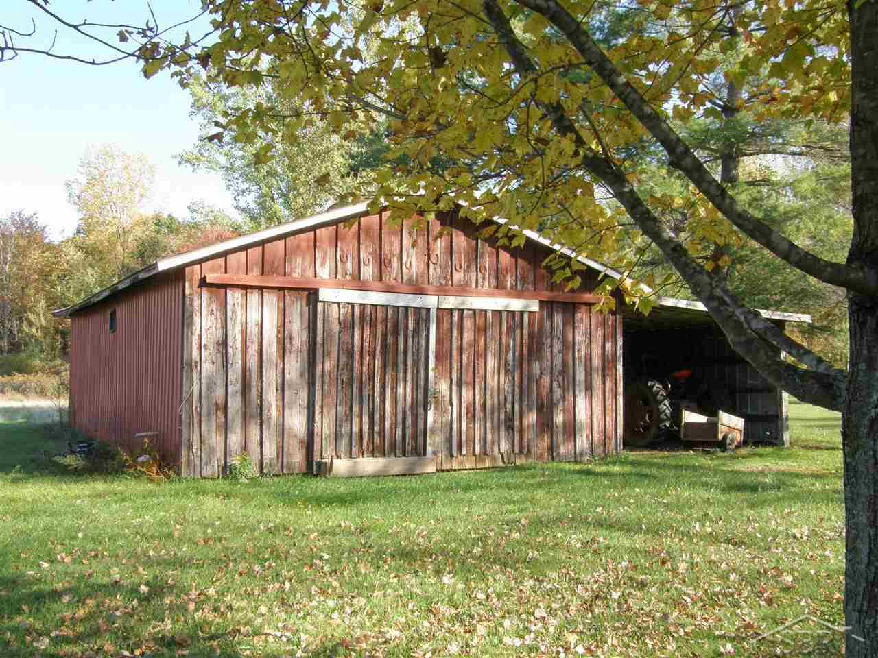 18700 South Sharon Road Oakley, MI 48649 - Photo 5 of 19 31337017-4.JPG