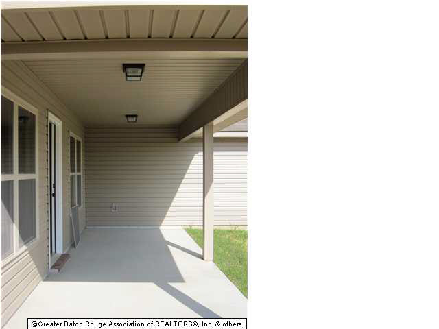 9393 Lockhart Road Denham Springs, LA 70726 - Photo 7 of 14 Gallery Image 7