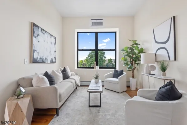 $2,065 | 520 Belleville Avenue, Unit E208, Belleville, NJ 07109