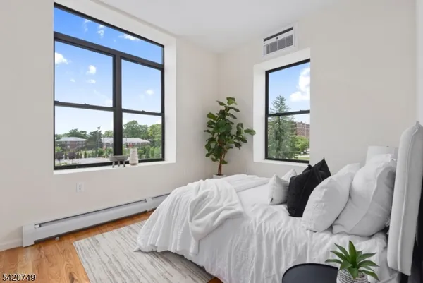 $2,065 | 520 Belleville Avenue, Unit E208, Belleville, NJ 07109