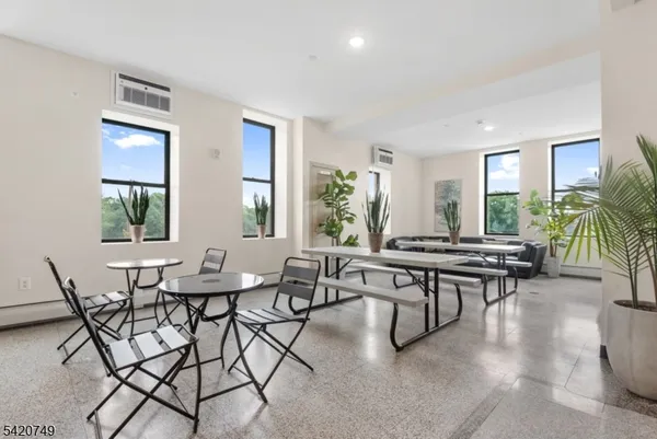 $2,065 | 520 Belleville Avenue, Unit E208, Belleville, NJ 07109